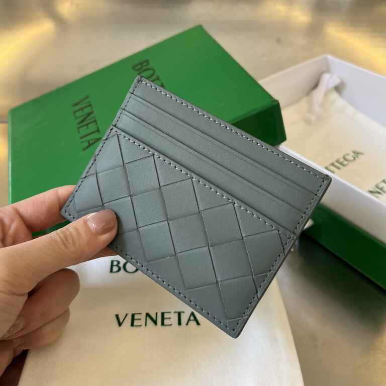 BV Intrecciato Credit Card Case