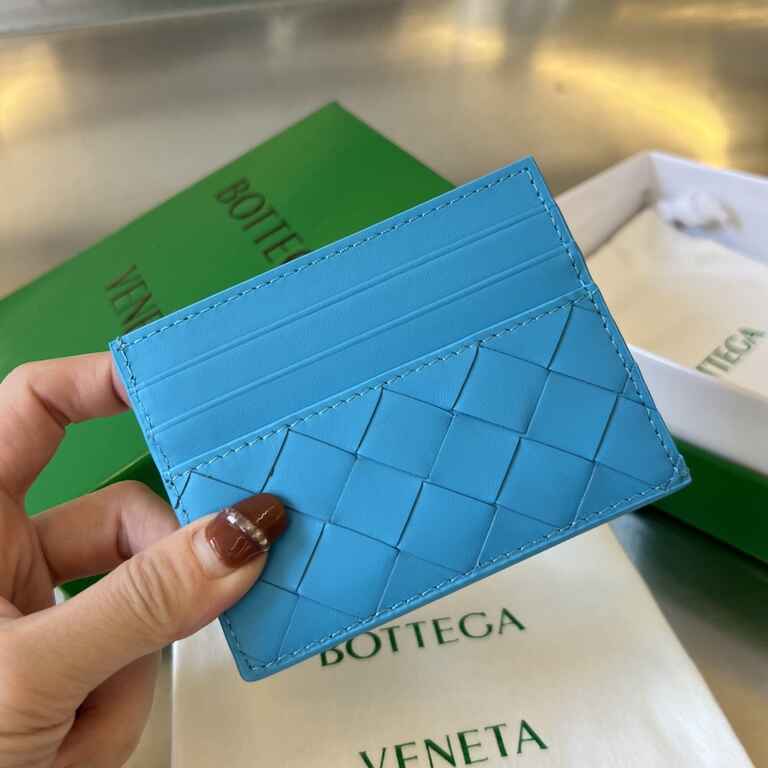 BV Intrecciato Credit Card Case