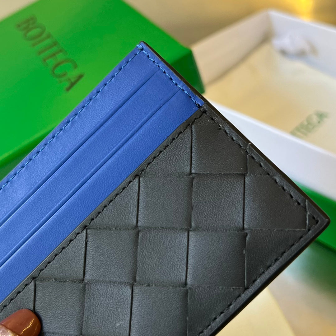 BV Intrecciato Credit Card Case
