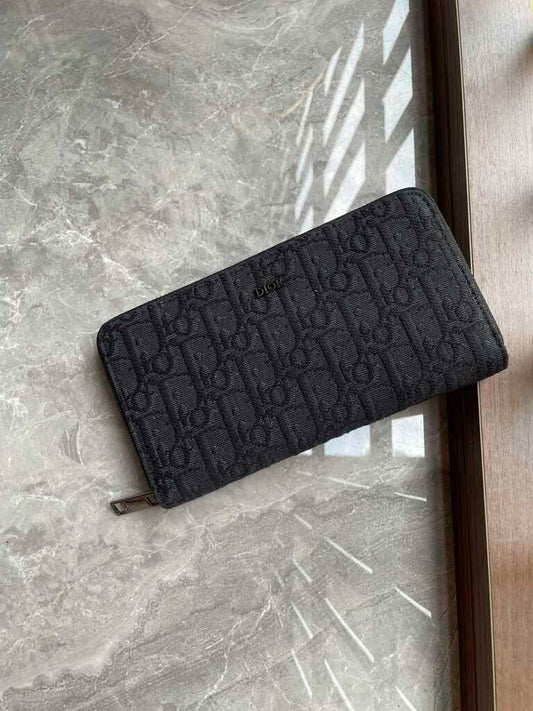 Dior Zipped Long Wallet