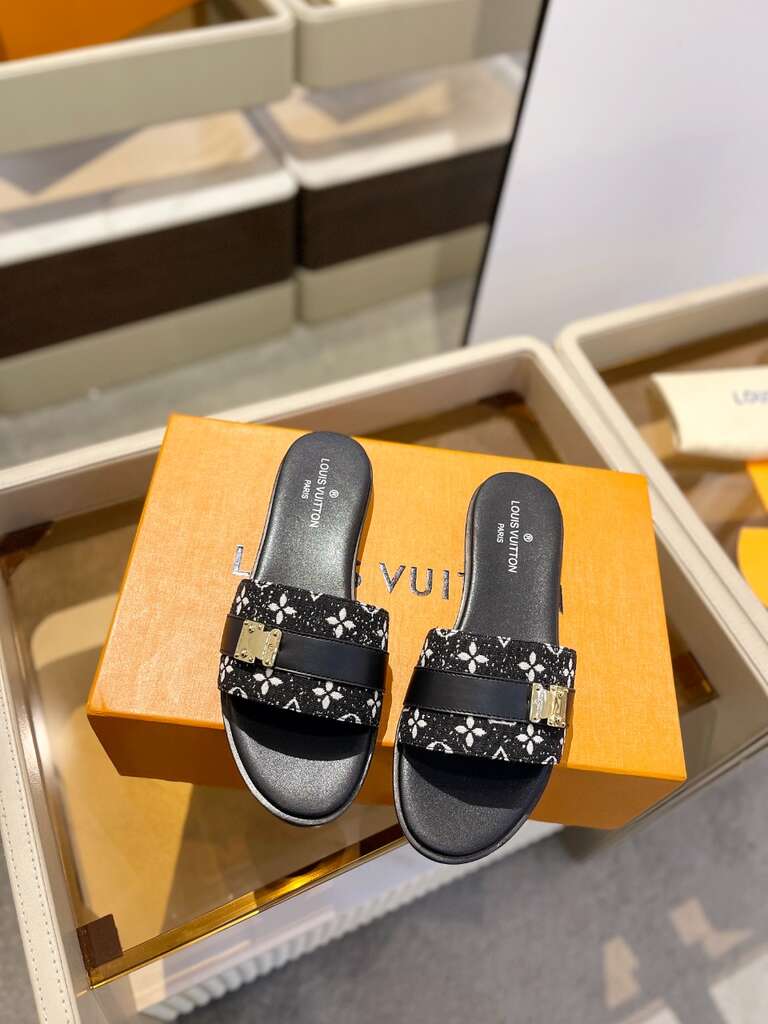 Louis Vuitton Sandals