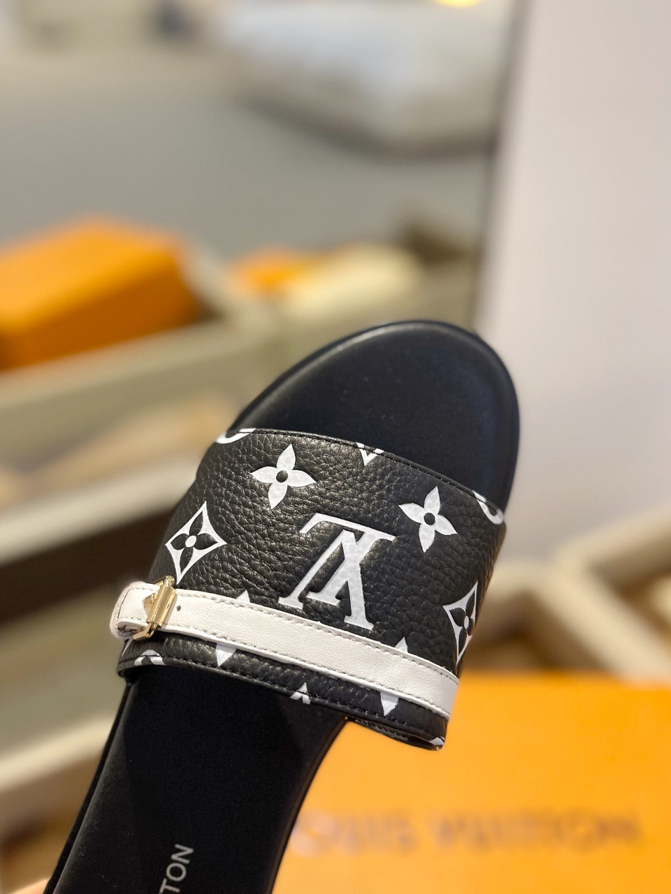 Louis Vuitton Sandals
