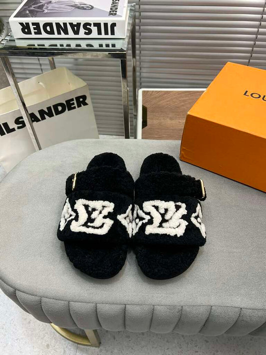 Louis Vuitton Sandals