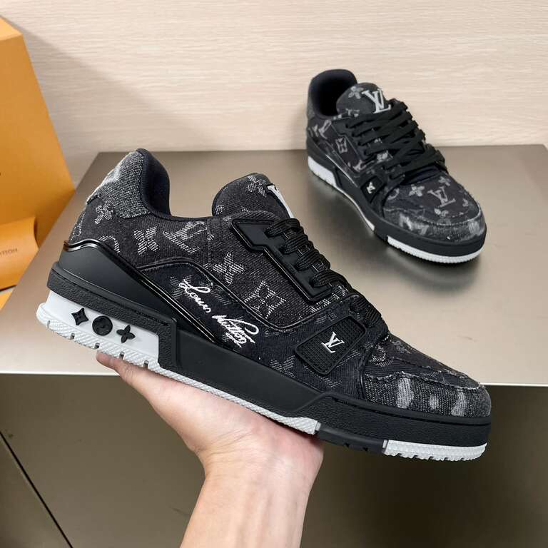 Louis Vuitton Trainer Sneakers