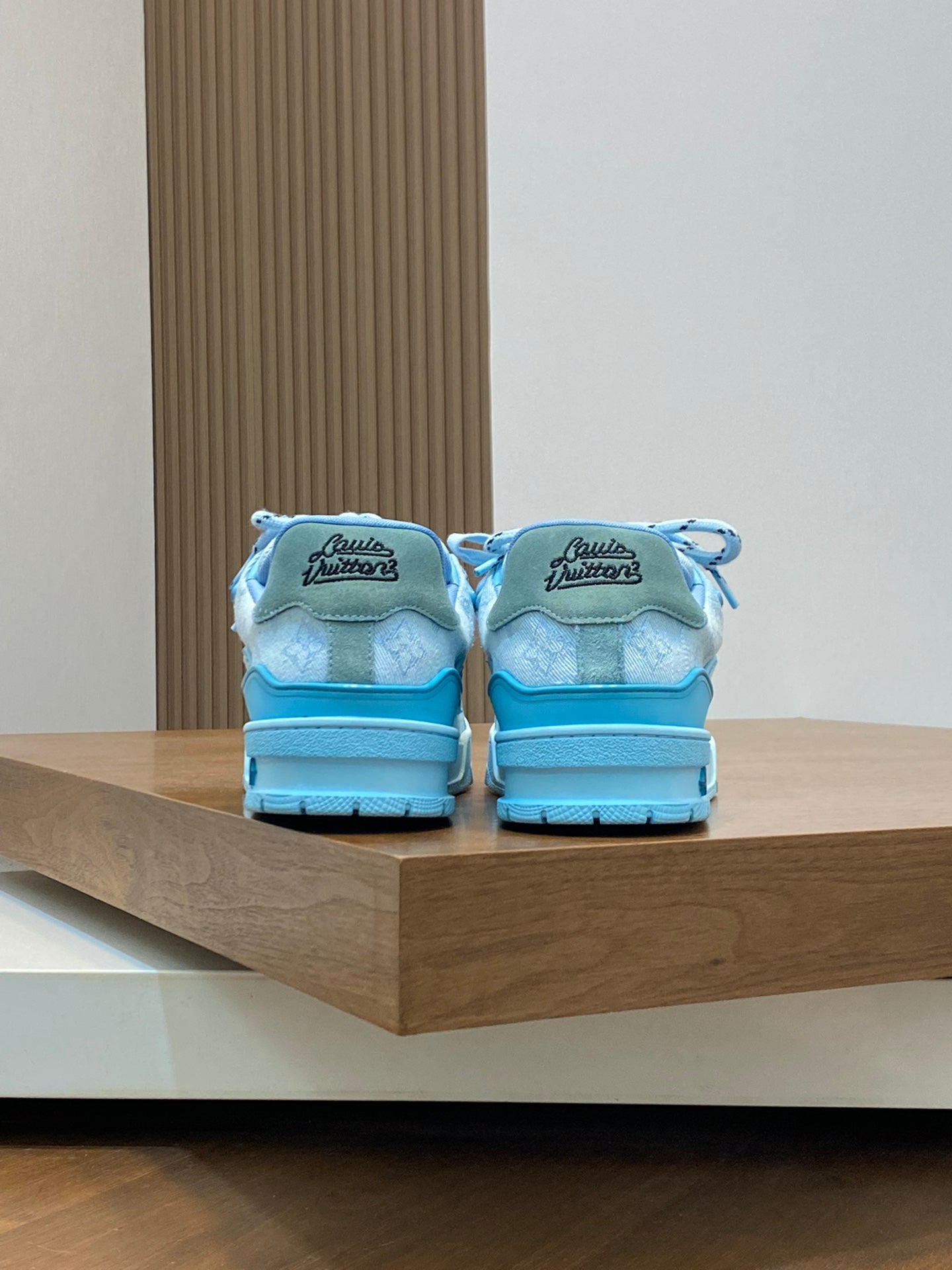 Louis Vuitton Trainer Maxi