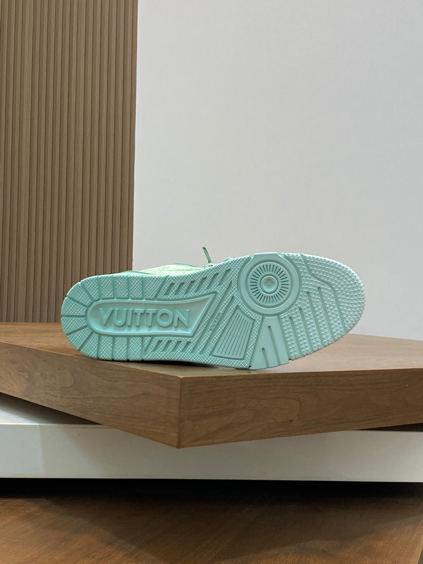 Louis Vuitton Trainer Maxi