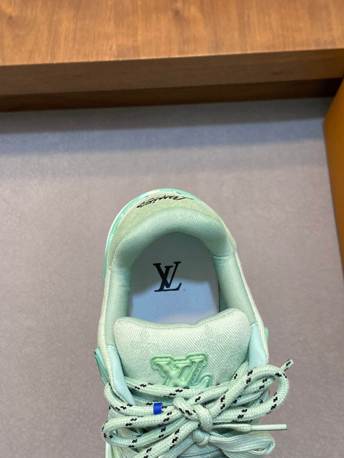 Louis Vuitton Trainer Maxi