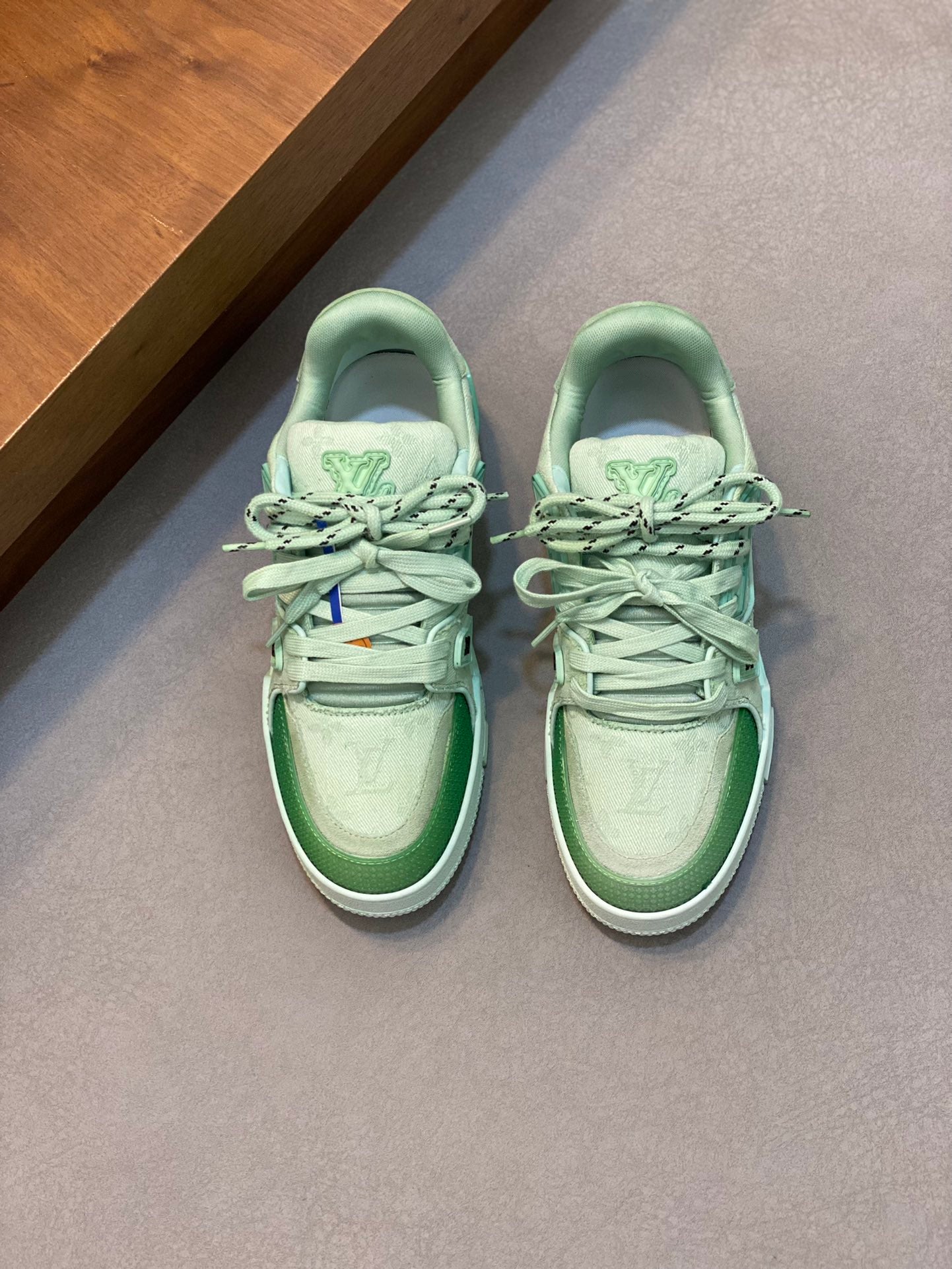 Louis Vuitton Trainer Maxi