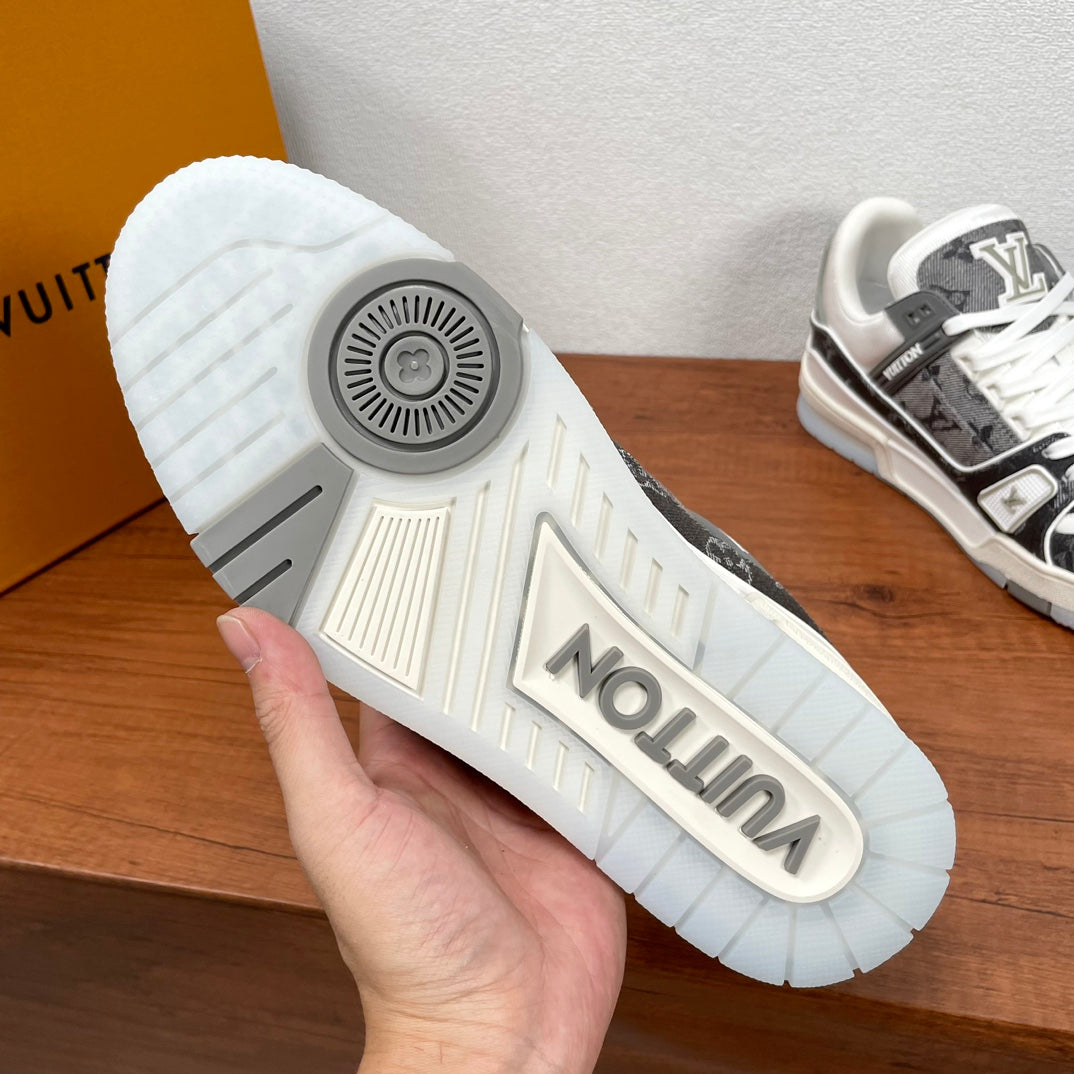 Louis Vuitton Trainer Sneakers