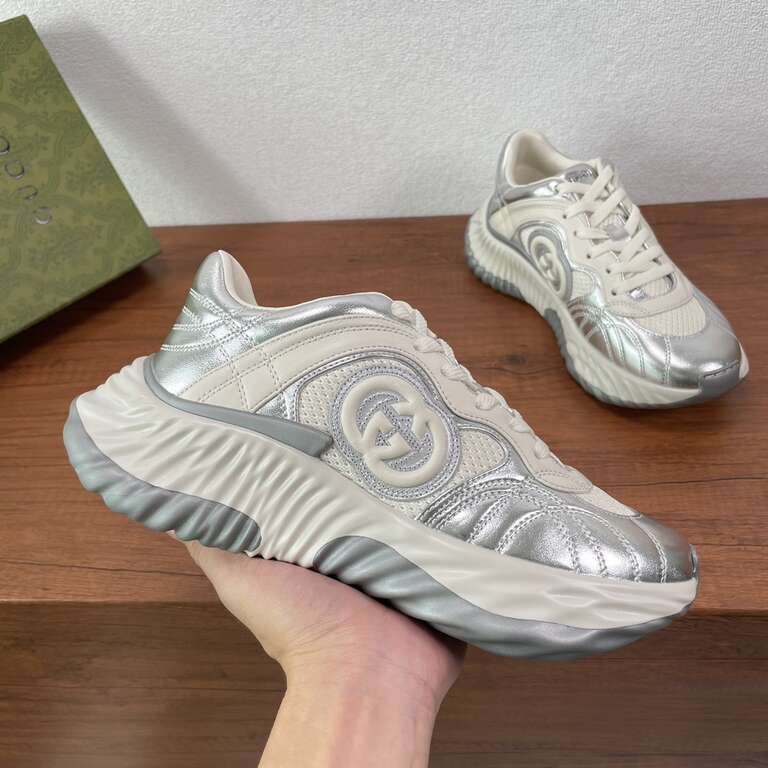 Gucci Sneakers