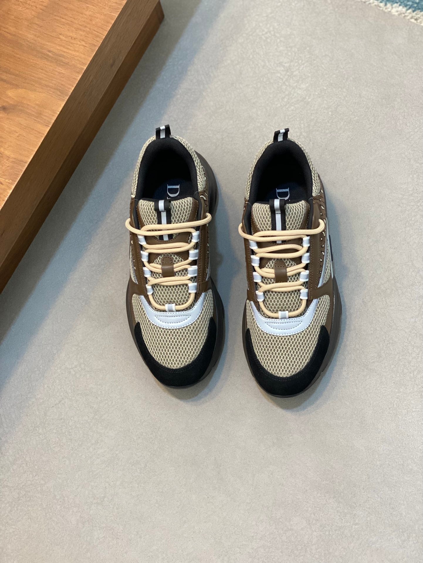 Dior B22 Sneakers