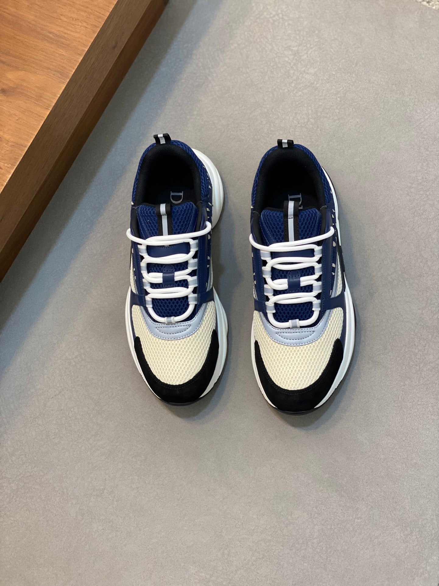 Dior B22 Sneakers