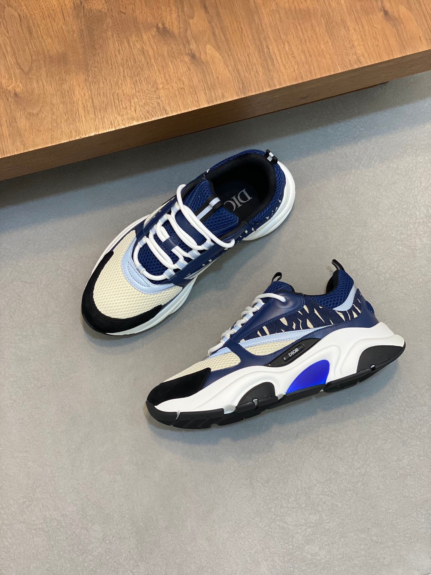 Dior B22 Sneakers