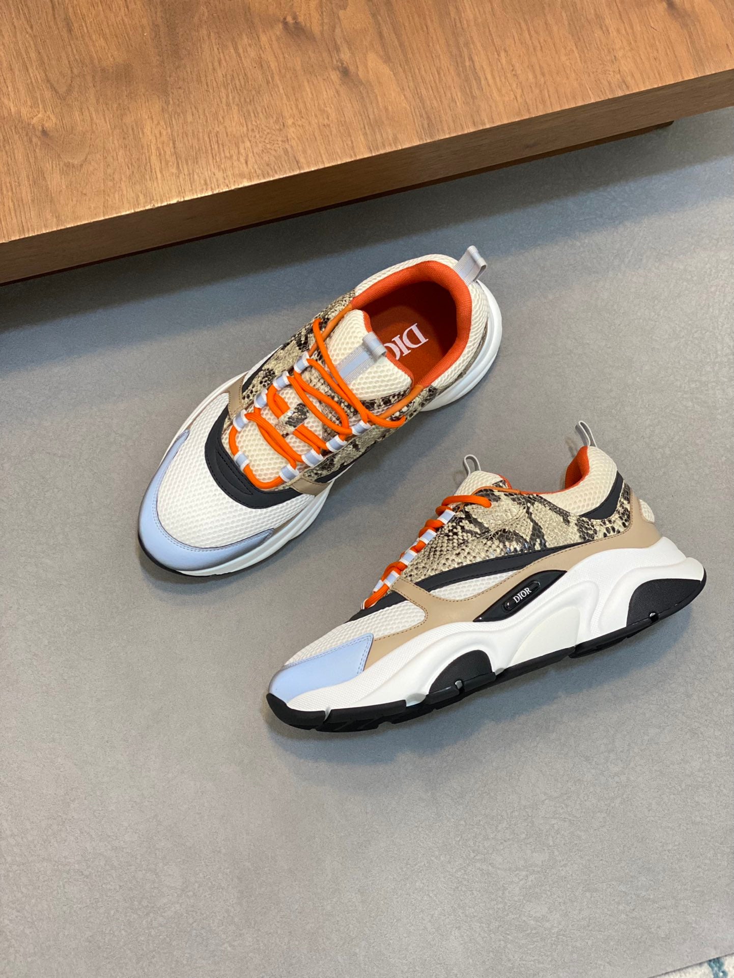 Dior B22 Sneakers