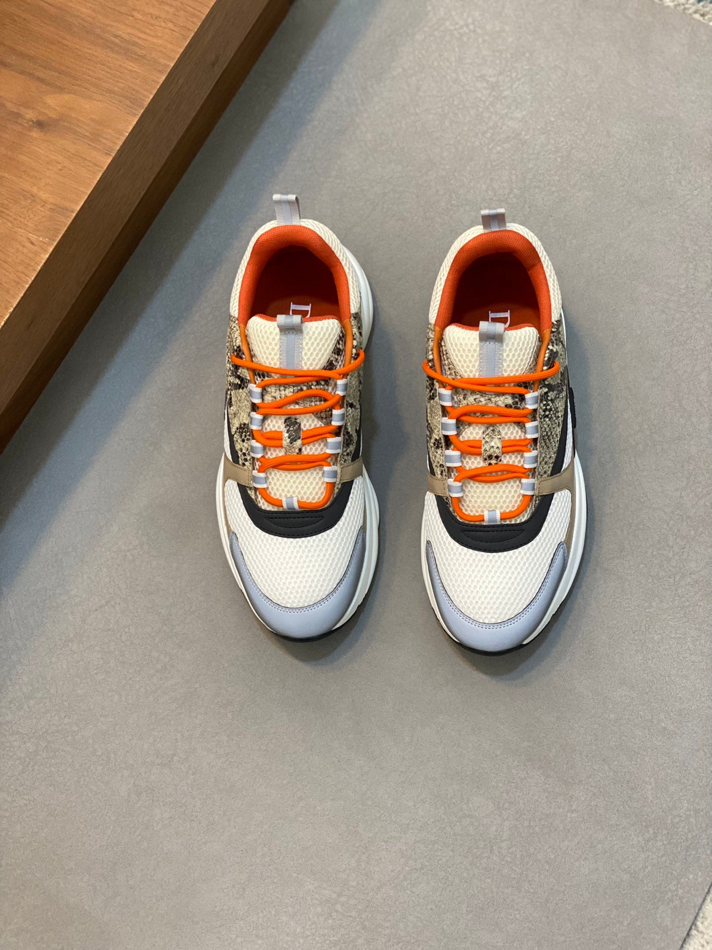 Dior B22 Sneakers