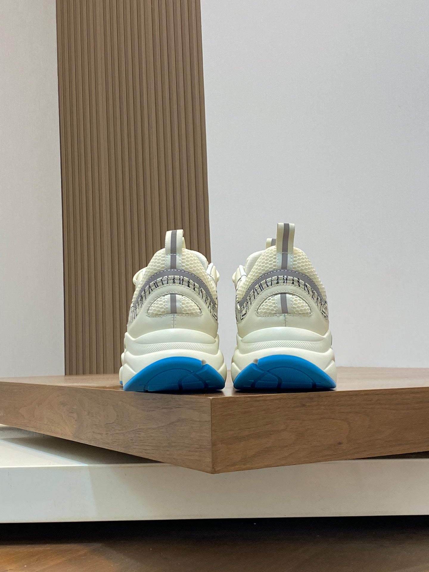 Dior B22 Sneakers