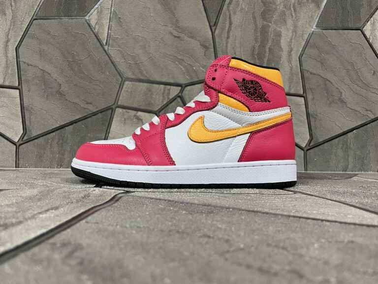 Nike Air Jordan 1 High AJ1