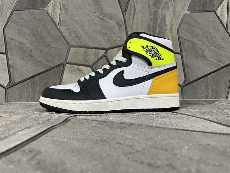 Nike Air Jordan 1 High AJ1