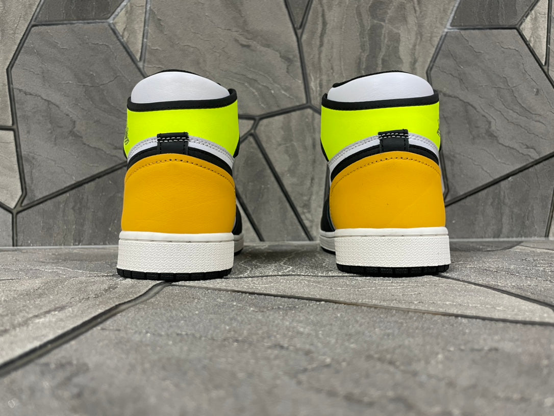 Nike Air Jordan 1 High AJ1