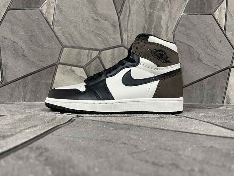 Nike Air Jordan 1 High AJ1