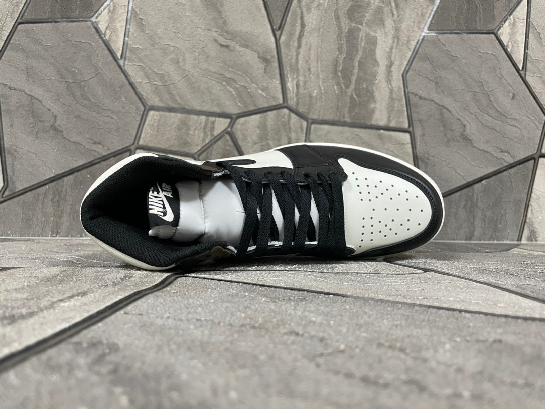 Nike Air Jordan 1 High AJ1