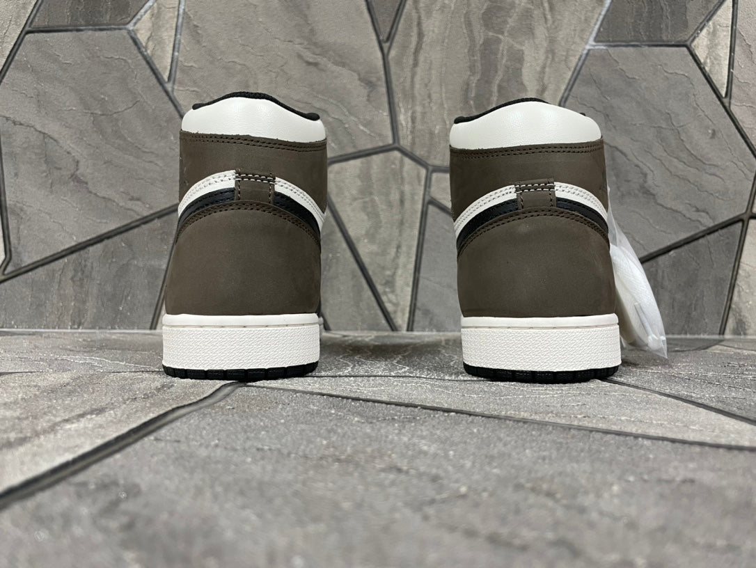 Nike Air Jordan 1 High AJ1