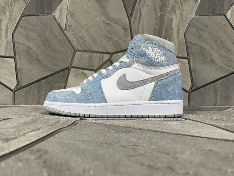 Nike Air Jordan 1 High AJ1