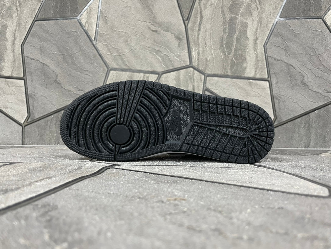 Nike Air Jordan 1 High AJ1