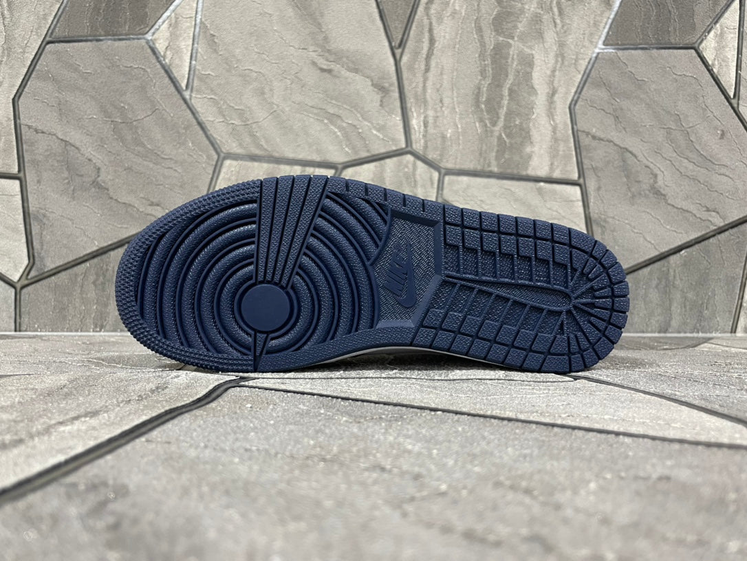 Nike Air Jordan 1 High AJ1