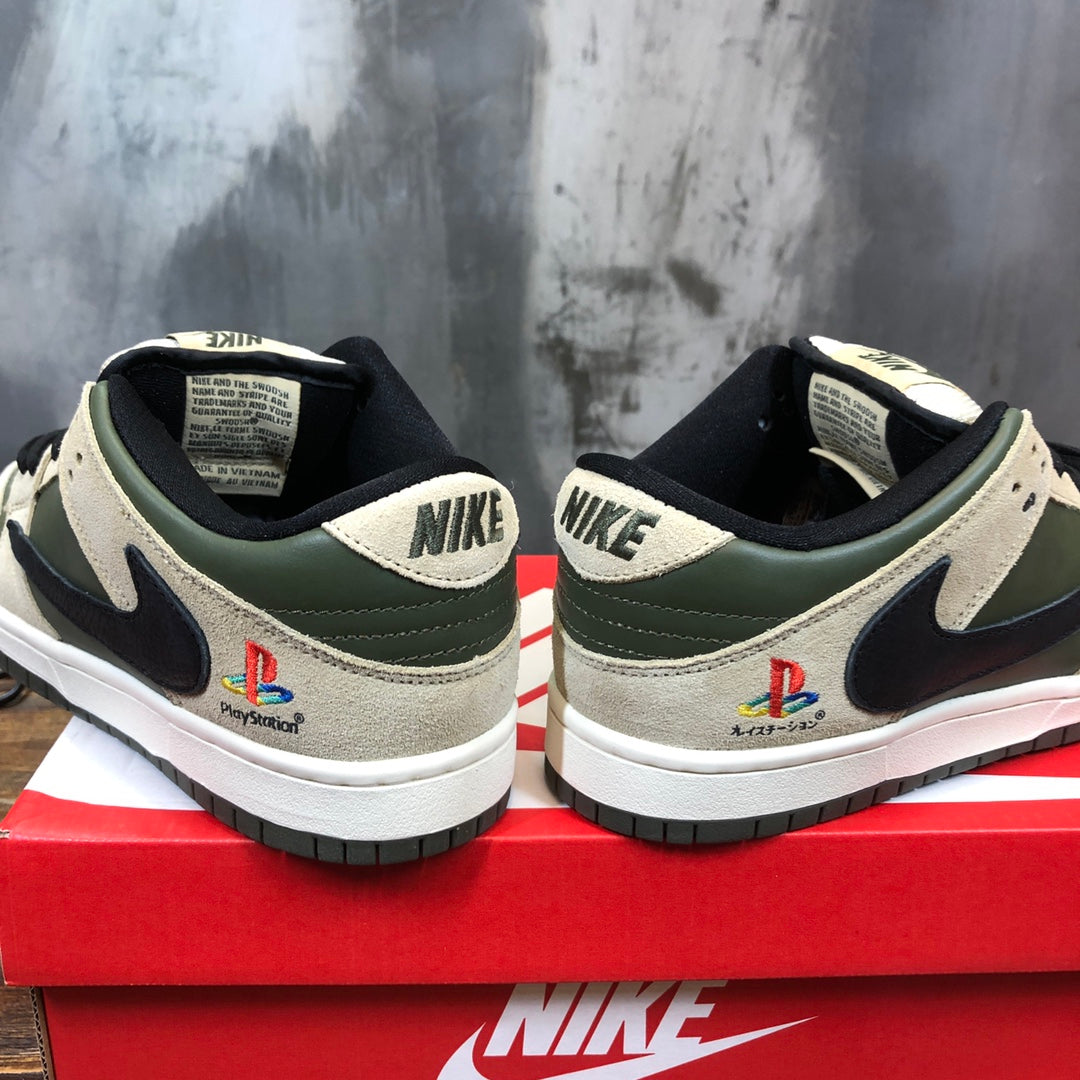 Nike SB Dunk Low PlayStation XTravis Scott X