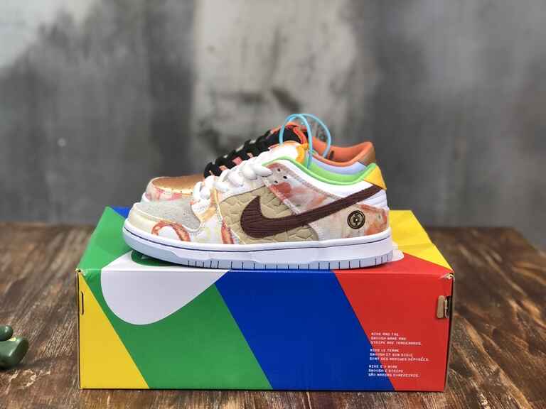 Nike SB Dunk Low “CNY”