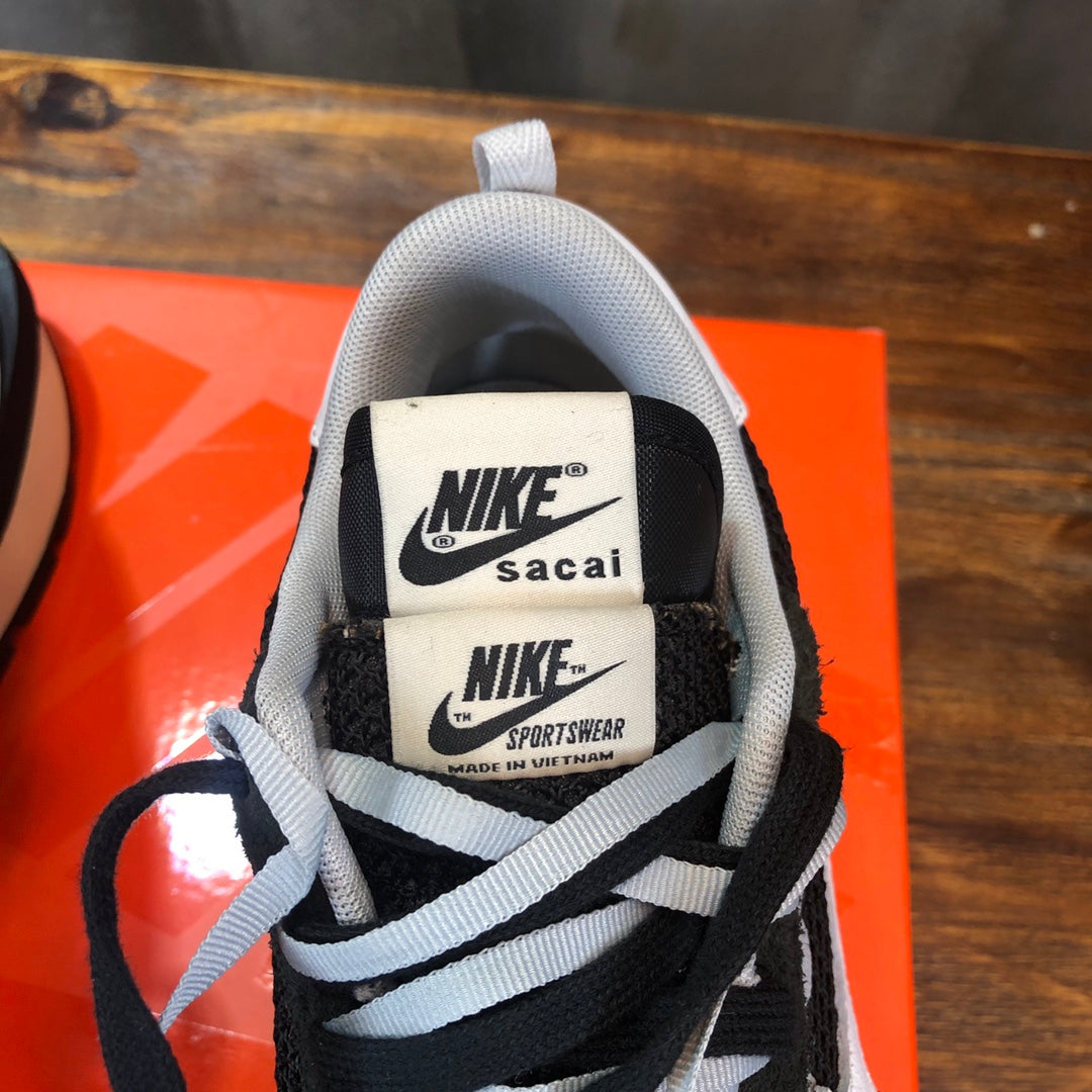 Nike/AirJordan Sacai x NK VaporWaffle 3.0