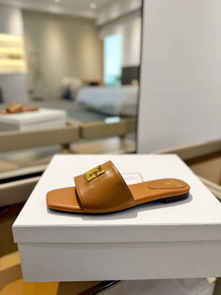 Dior Slides