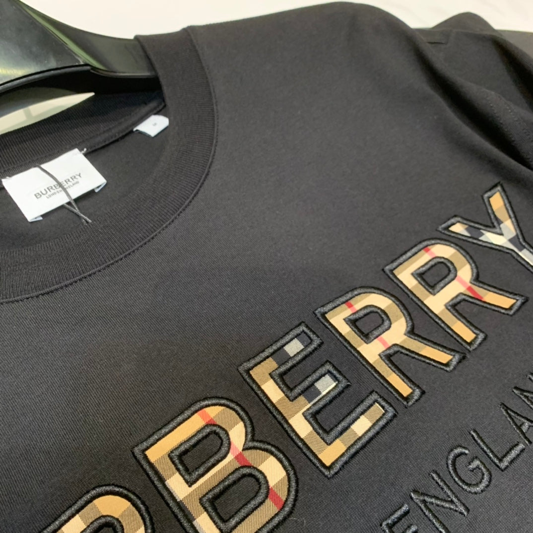 Burberry T-shirt