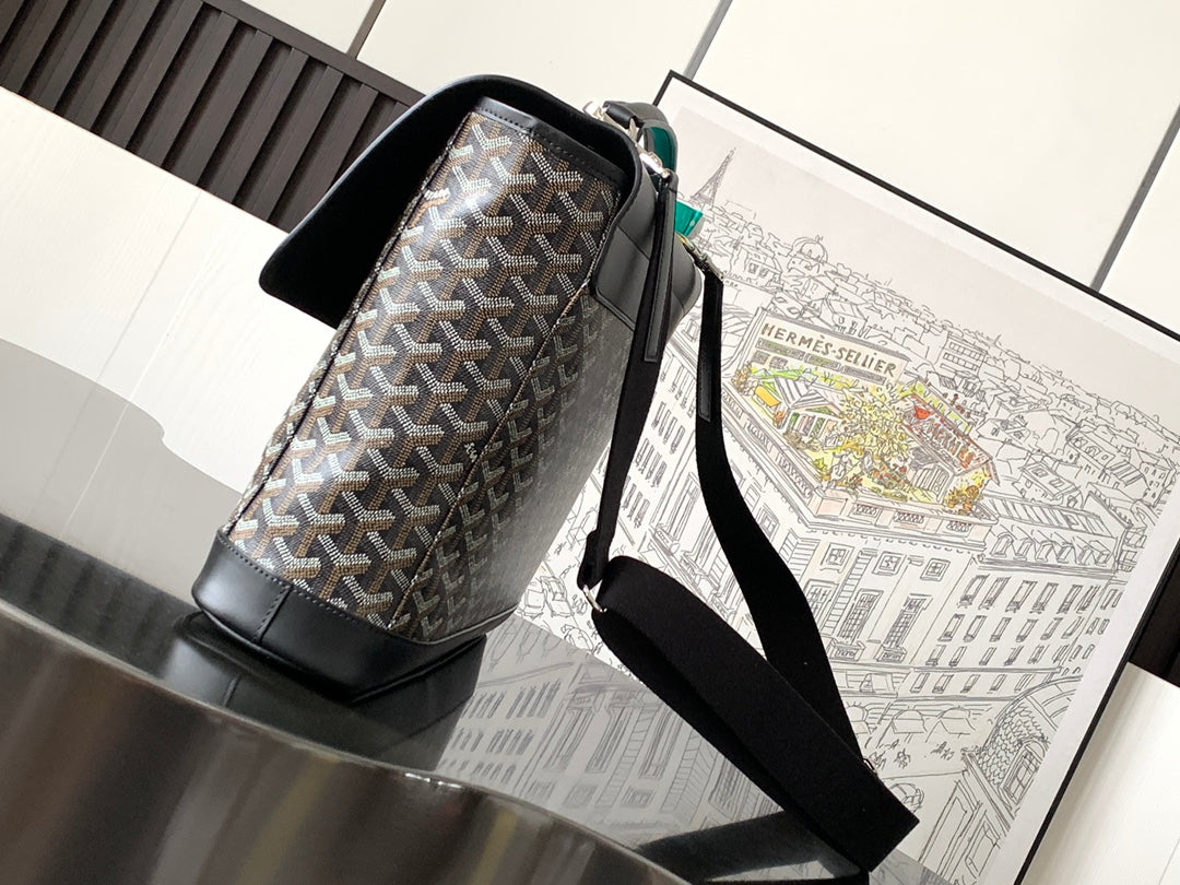 Goyard bag