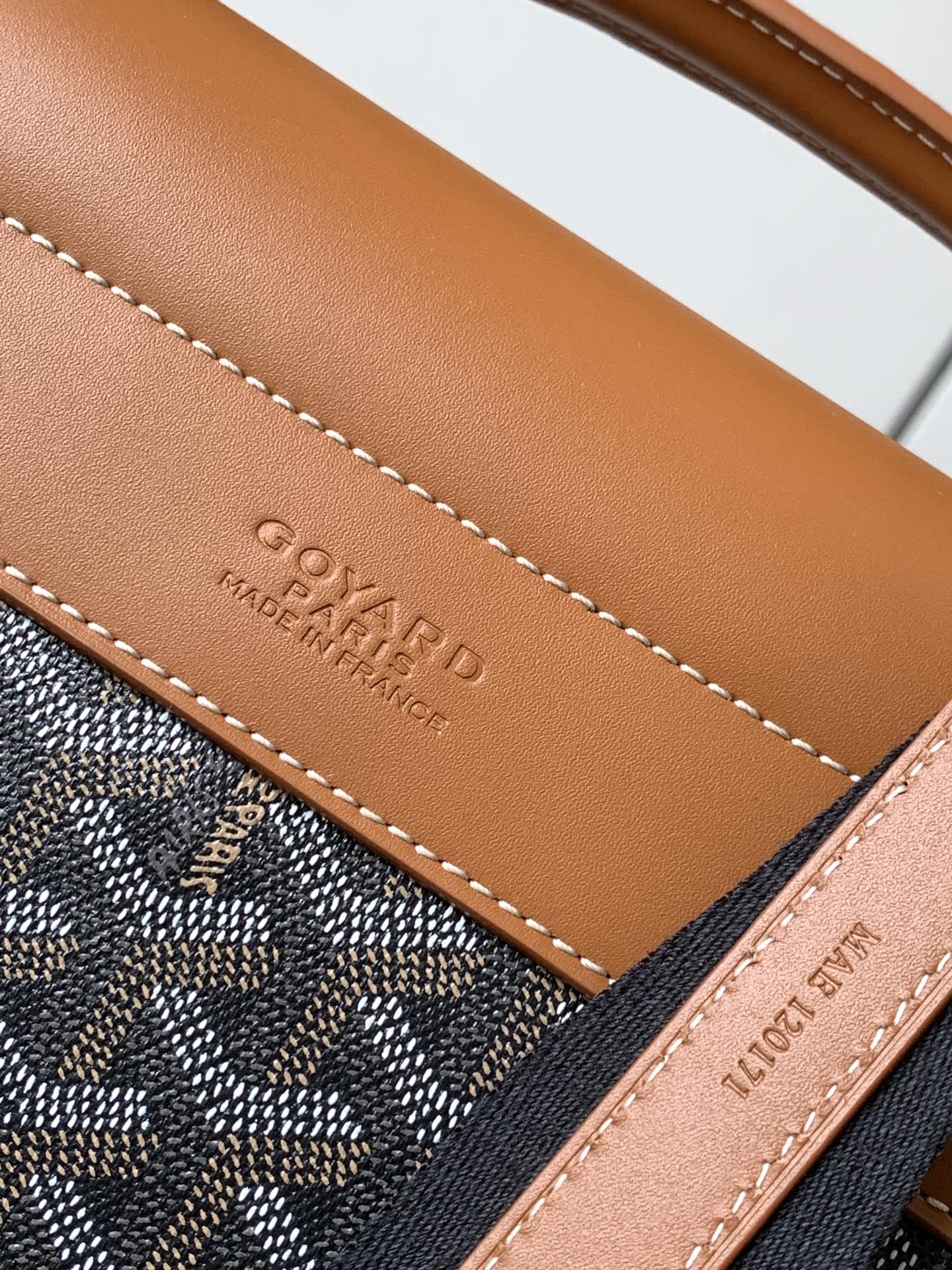 Goyard bag