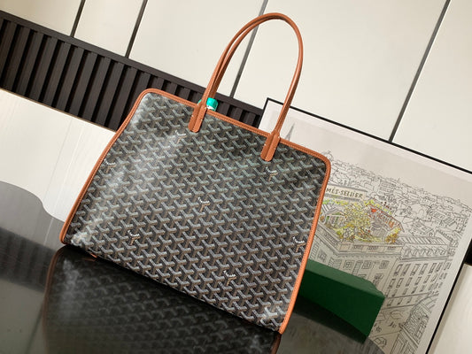 Goyard bag