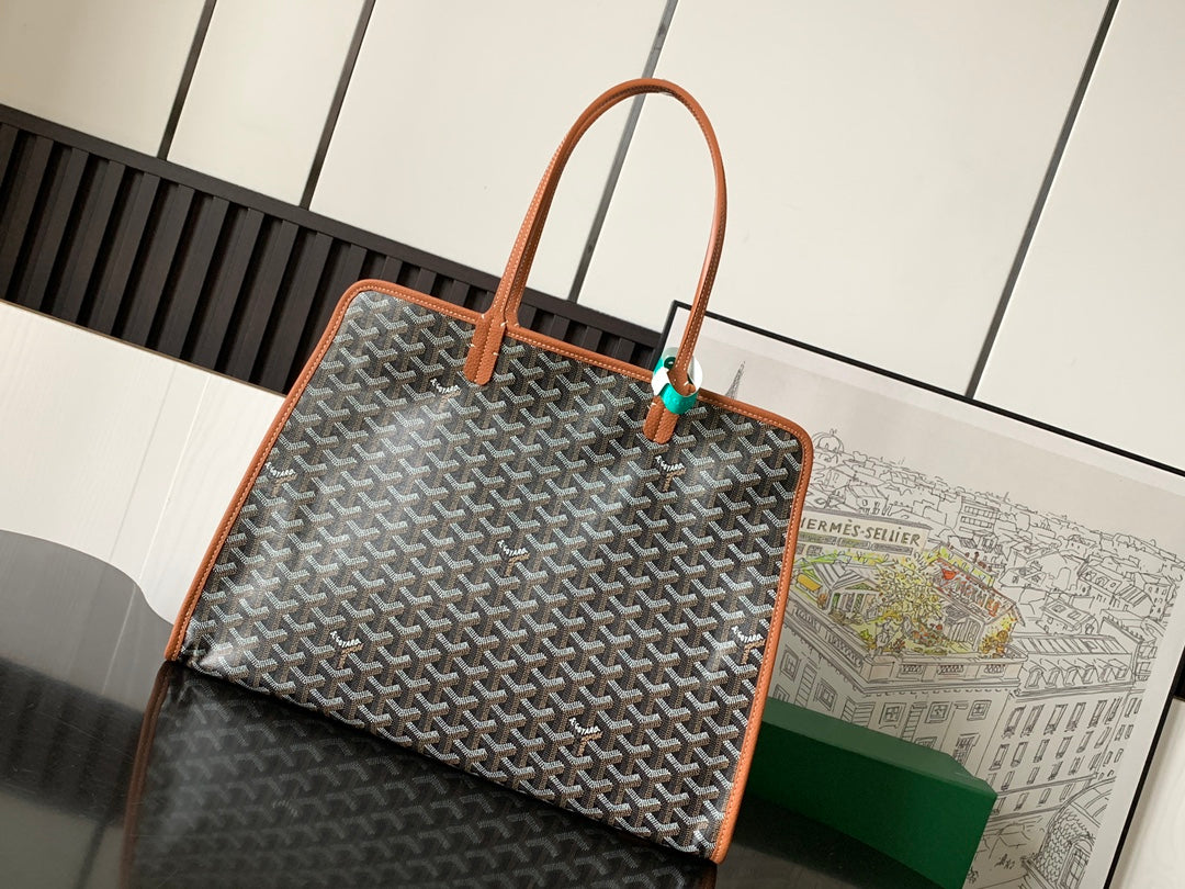 Goyard bag