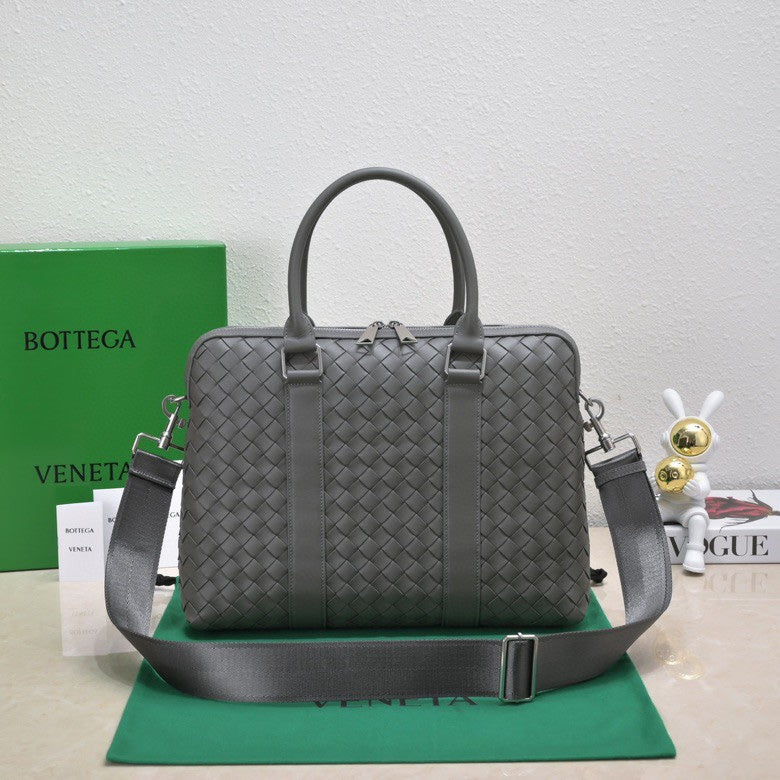 Bottega Veneta Handbag