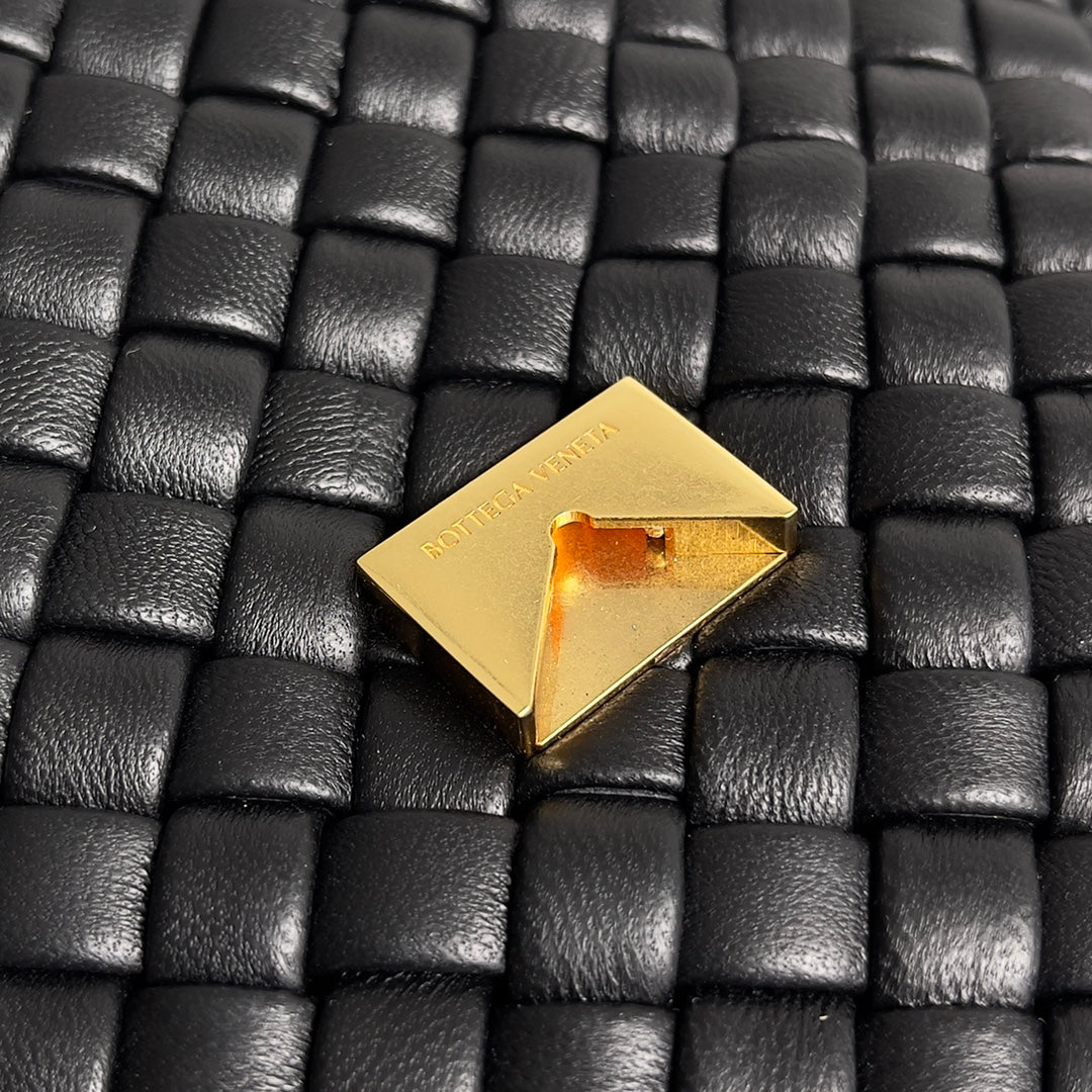 Bottega Veneta Handbag