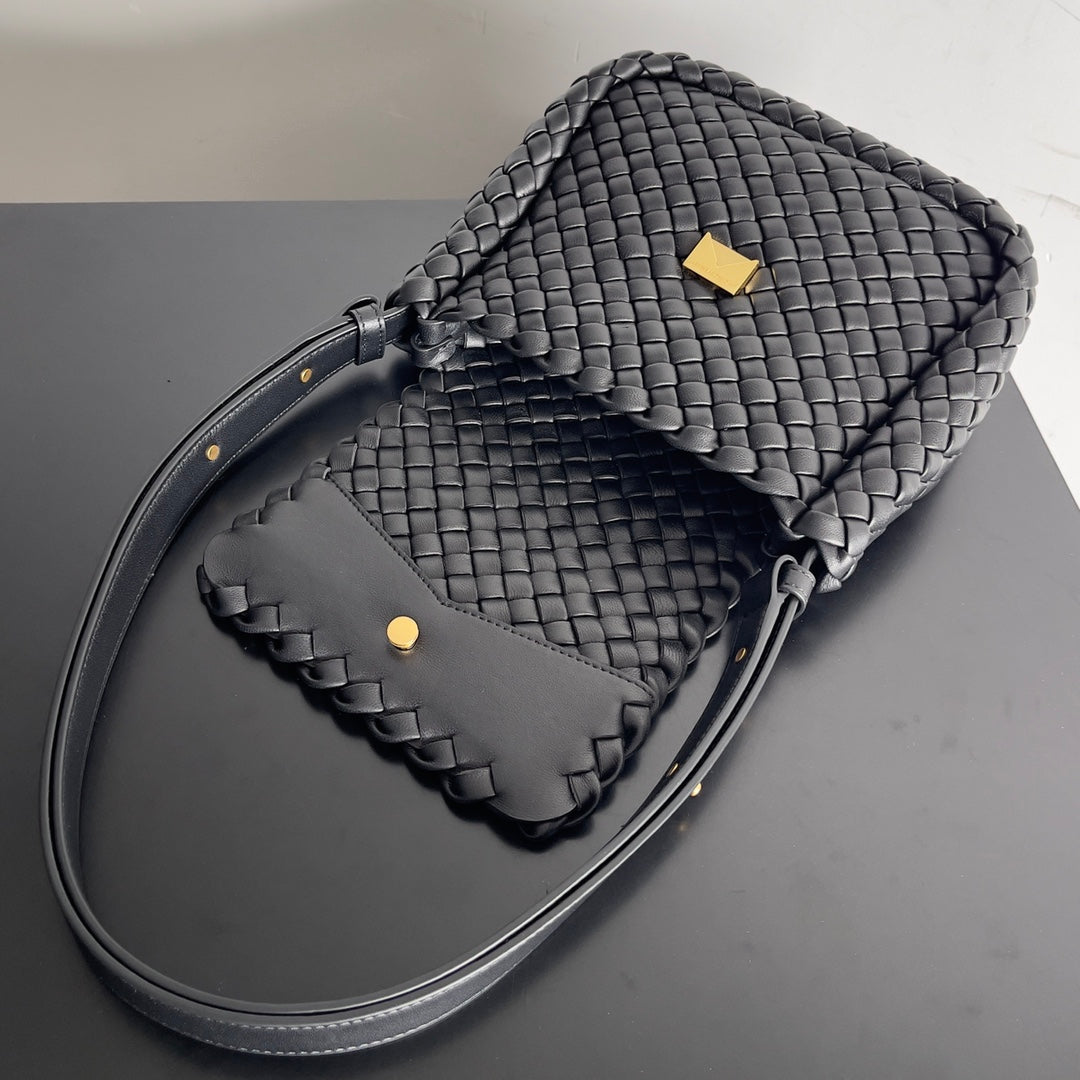 Bottega Veneta Handbag