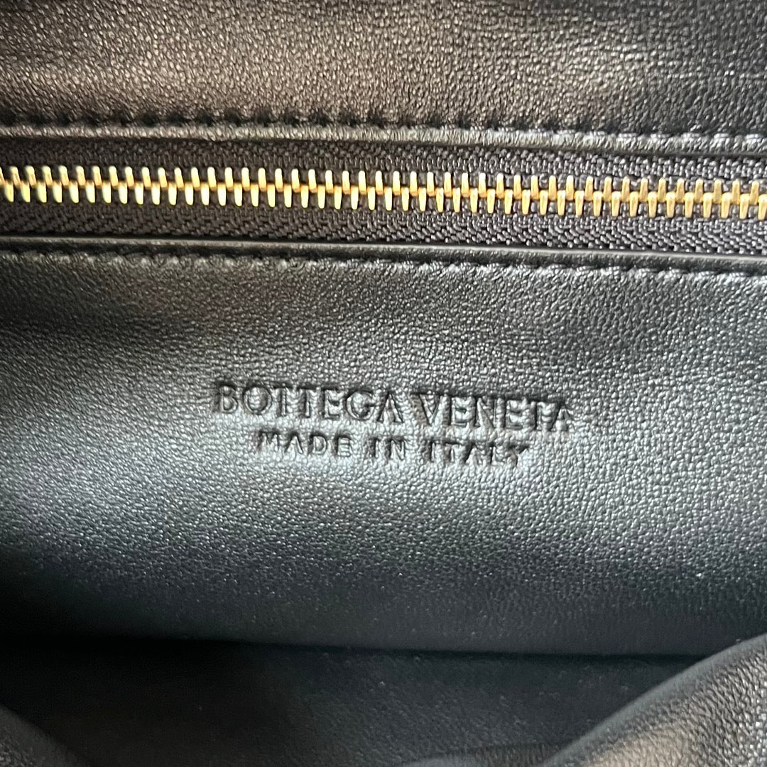 Bottega Veneta Handbag