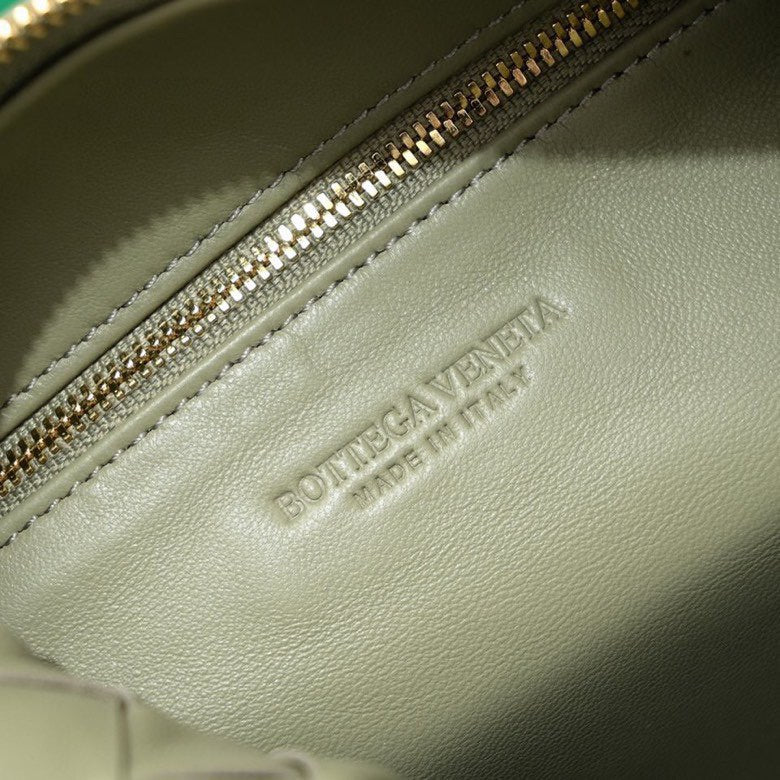 Bottega Veneta Handbag