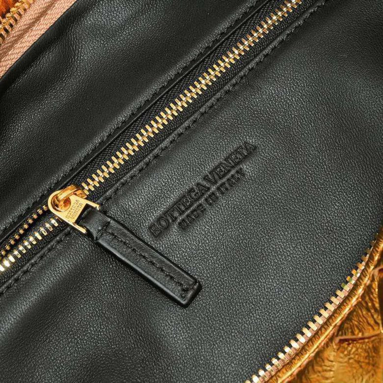 Bottega Veneta Handbag