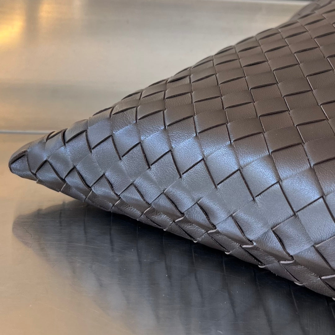 Bottega Veneta Handbag