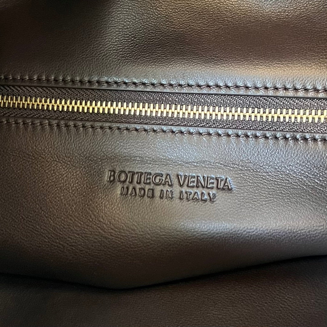Bottega Veneta Handbag