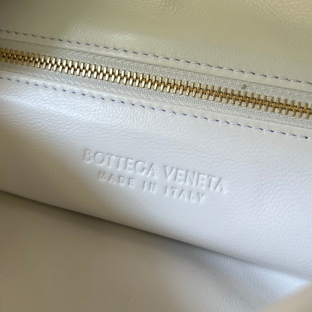 Bottega Veneta Handbag