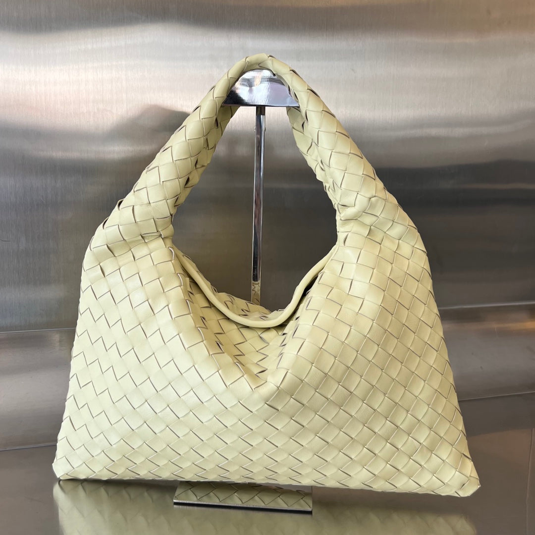 Bottega Veneta Handbag