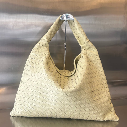 Bottega Veneta Handbag