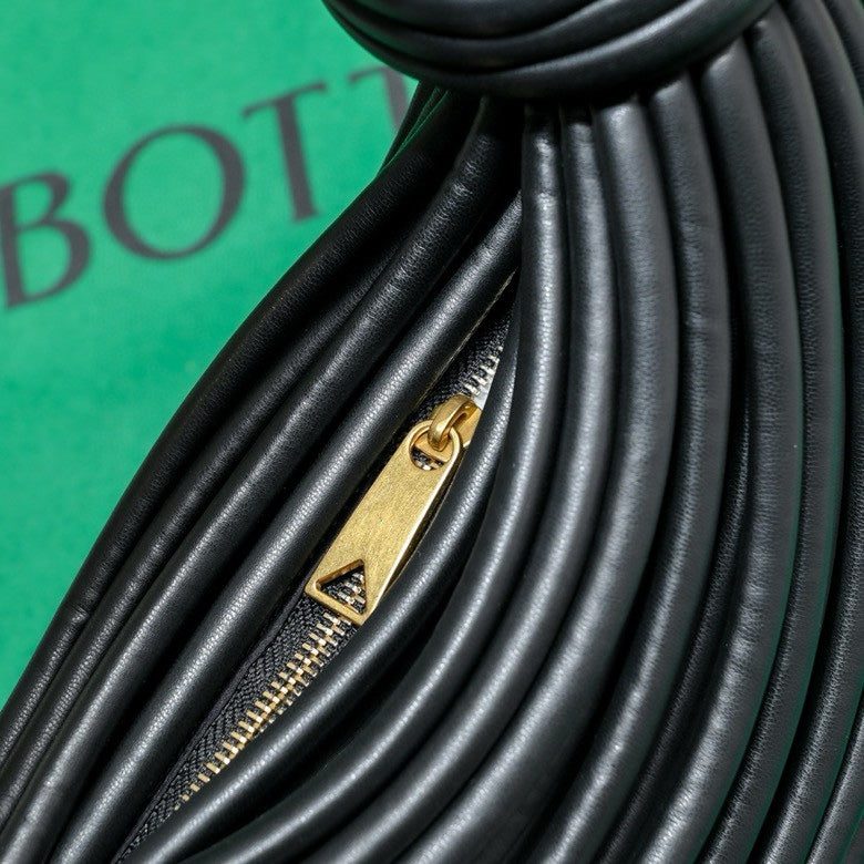 Bottega Veneta Handbag